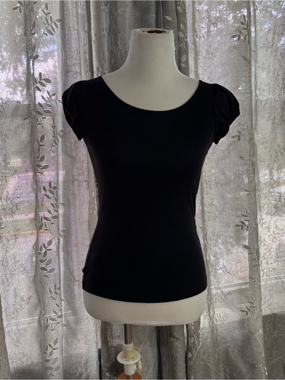 Y2K old navy cotton t shirt size medium